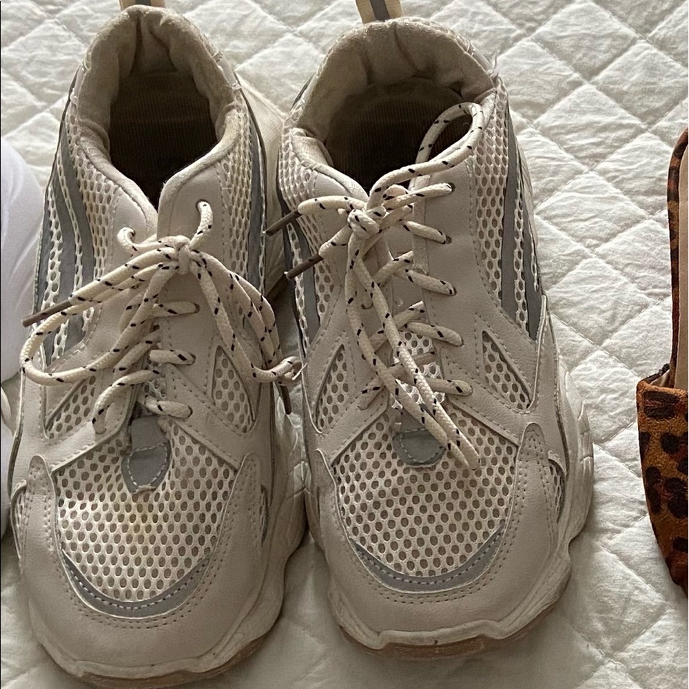 Shein sneaker